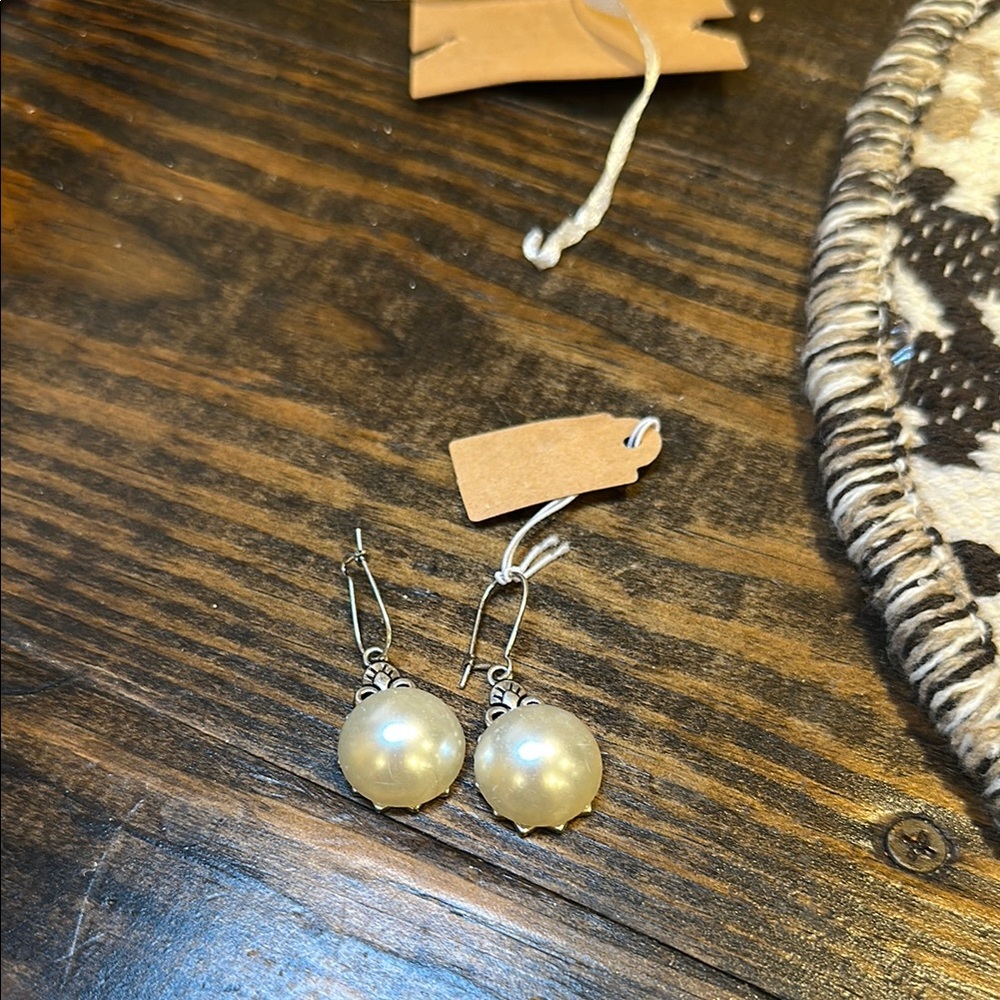 Elegant Pearl Drop Earrings